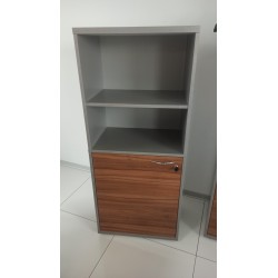 Skrinka 141,5 x 60 x 40,5 cm pánty vľavo, SKRINKASKLPT01 - POUŽITÝ TOVAR